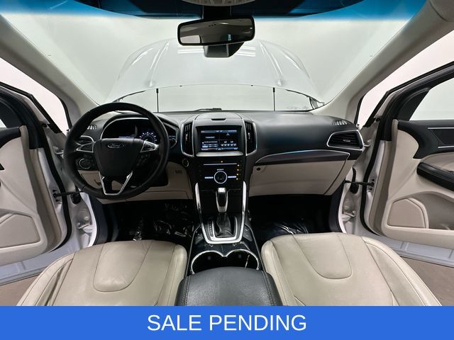 Thumbnail: 2015 Ford Edge - 9