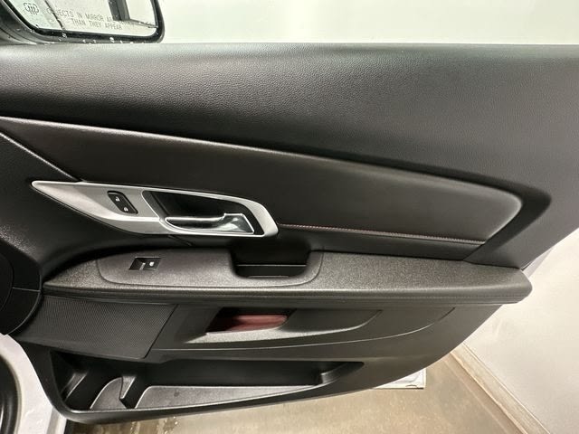 Thumbnail: 2017 GMC Terrain - 26