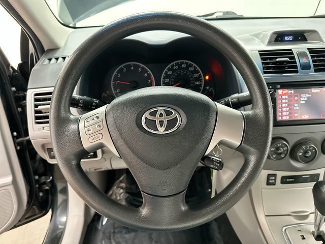 Thumbnail: 2013 Toyota Corolla - 2