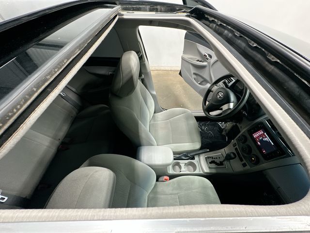 Thumbnail: 2013 Toyota Corolla - 11