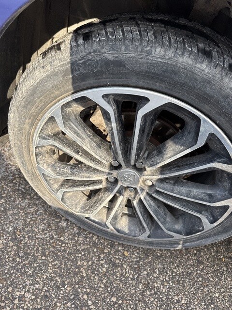 Thumbnail: 2015 Toyota Corolla - 17