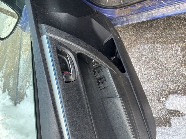 Thumbnail: 2015 Toyota Corolla - 14