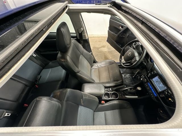 Thumbnail: 2015 Toyota Corolla - 11