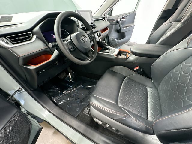 Thumbnail: 2019 Toyota RAV4 - 12