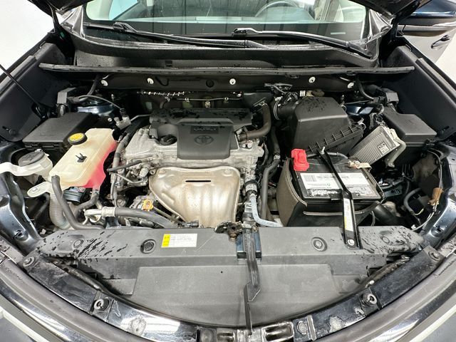 Thumbnail: 2017 Toyota RAV4 - 9