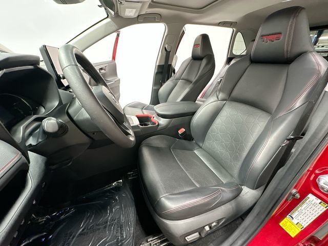 Thumbnail: 2024 Toyota RAV4 - 11