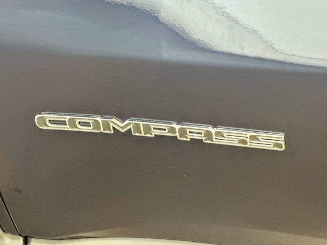 Thumbnail: 2018 Jeep Compass - 18