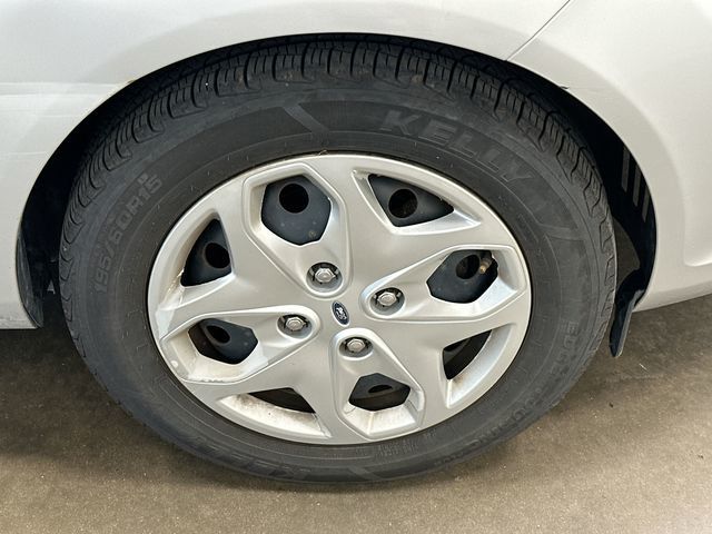Thumbnail: 2011 Ford Fiesta - 8