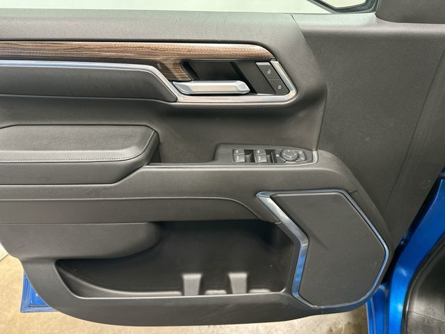 Thumbnail: 2022 Chevrolet Silverado 1500 - 27