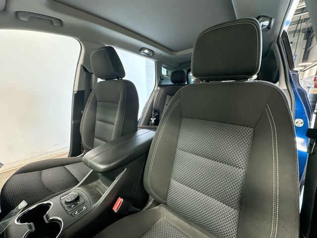 Thumbnail: 2023 GMC Terrain - 9