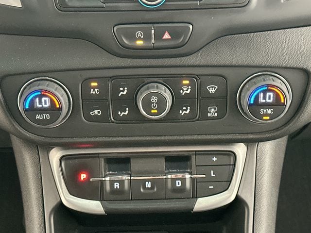 Thumbnail: 2022 GMC Terrain - 24