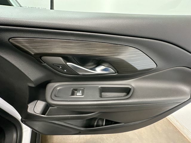 Thumbnail: 2022 GMC Terrain - 27