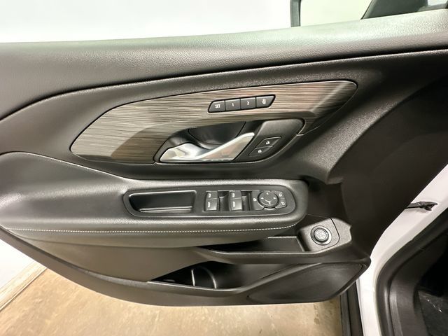 Thumbnail: 2024 GMC Terrain - 25