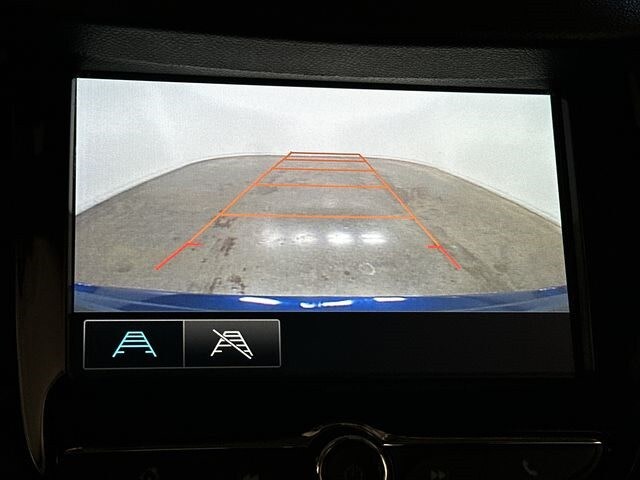 Thumbnail: 2017 Chevrolet Trax - 21