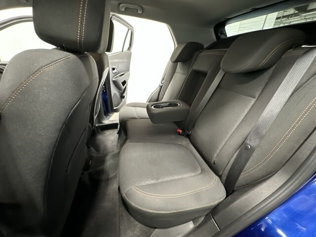 Thumbnail: 2017 Chevrolet Trax - 13