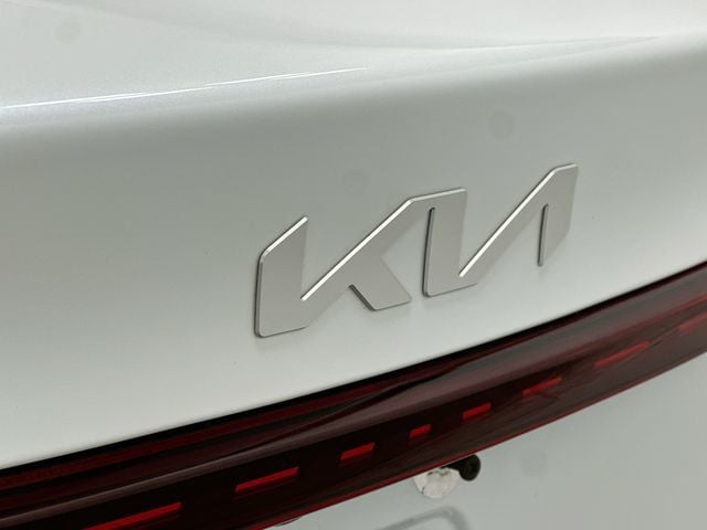 Thumbnail: 2023 Kia Forte - 7