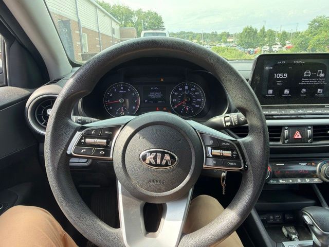 Thumbnail: 2019 Kia Forte - 8