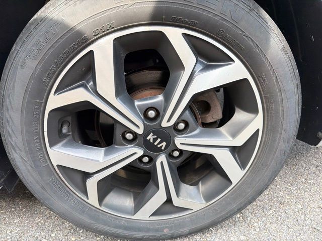 Thumbnail: 2019 Kia Forte - 7