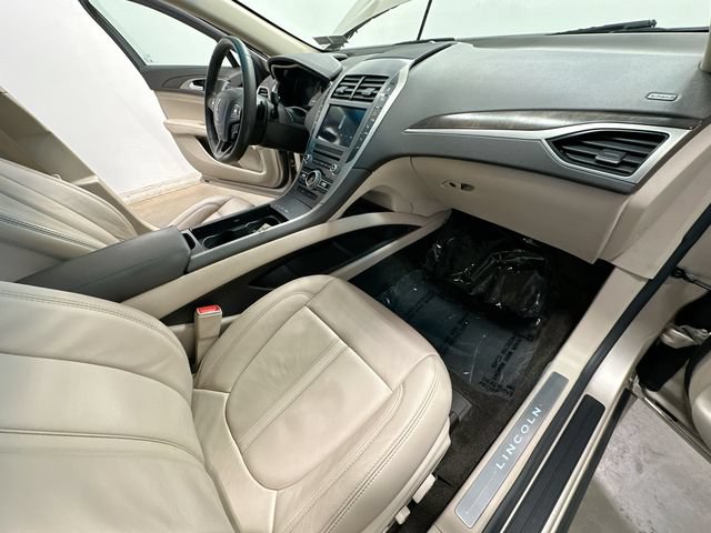 Thumbnail: 2017 Lincoln MKZ - 14
