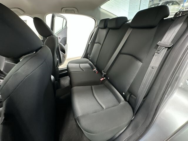2016 Mazda Mazda3 i Sport 12