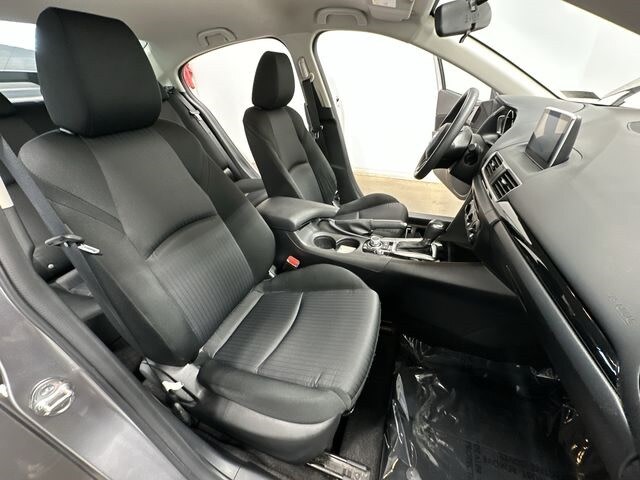 2016 Mazda Mazda3 i Sport 25
