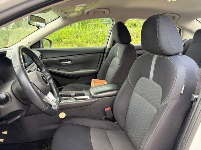Thumbnail: 2020 Nissan Sentra - 10
