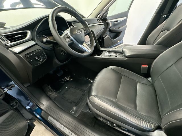 Thumbnail: 2019 INFINITI QX50 - 11