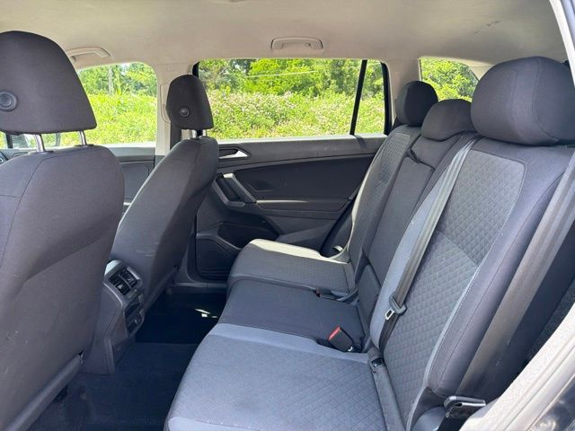 Thumbnail: 2019 Volkswagen Tiguan - 11
