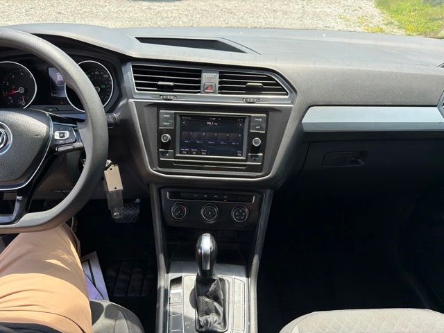 Thumbnail: 2019 Volkswagen Tiguan - 12
