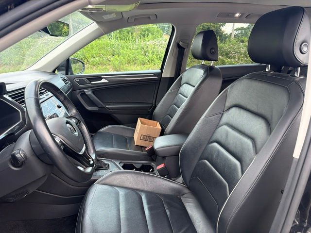 Thumbnail: 2019 Volkswagen Tiguan - 10