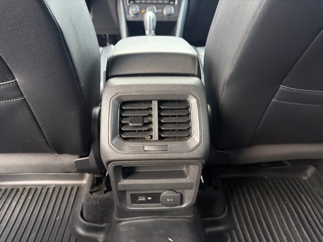 Thumbnail: 2019 Volkswagen Tiguan - 25
