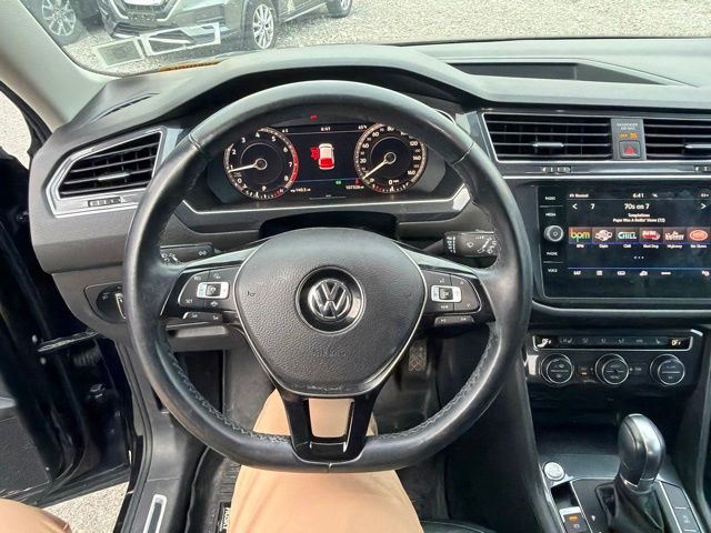 Thumbnail: 2019 Volkswagen Tiguan - 9