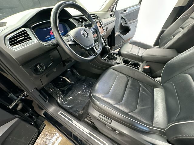 Thumbnail: 2019 Volkswagen Tiguan - 10