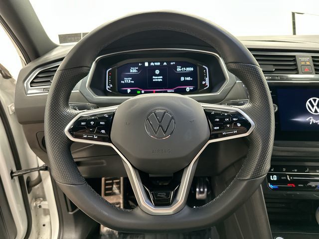 Thumbnail: 2022 Volkswagen Tiguan - 2