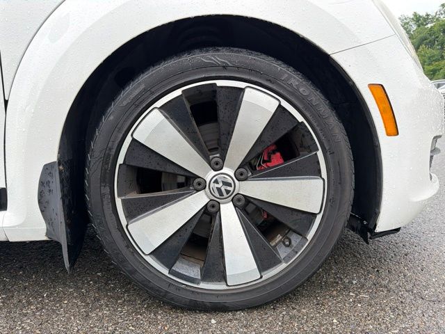 Thumbnail: 2012 Volkswagen Beetle - 7