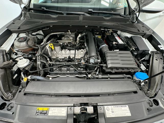 Thumbnail: 2019 Volkswagen Jetta - 9