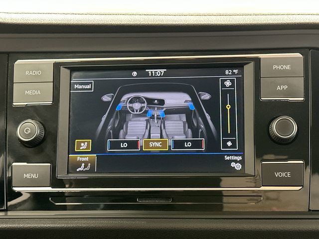 Thumbnail: 2024 Volkswagen Jetta - 22
