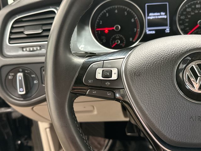 Thumbnail: 2019 Volkswagen Golf - 18