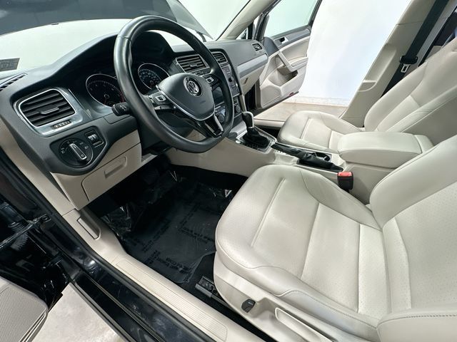 Thumbnail: 2019 Volkswagen Golf - 12