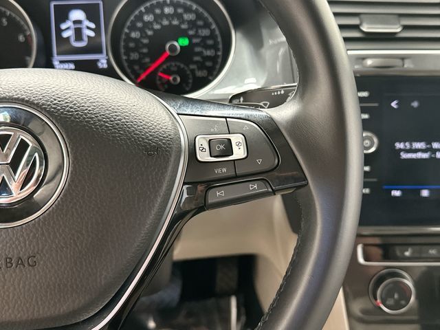 Thumbnail: 2019 Volkswagen Golf - 19