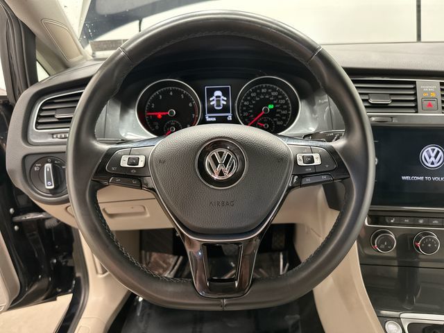 Thumbnail: 2019 Volkswagen Golf - 2