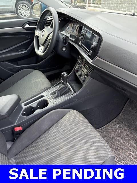 Thumbnail: 2019 Volkswagen Jetta - 2