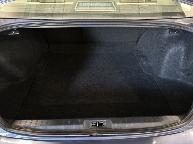 Thumbnail: 2015 Subaru Legacy - 16