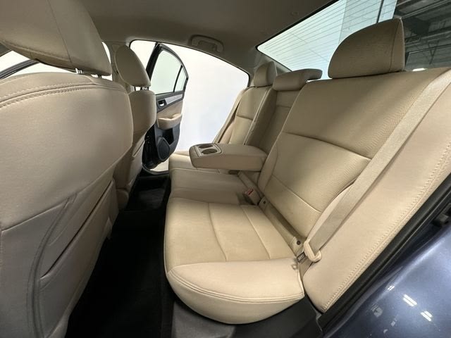 Thumbnail: 2015 Subaru Legacy - 13