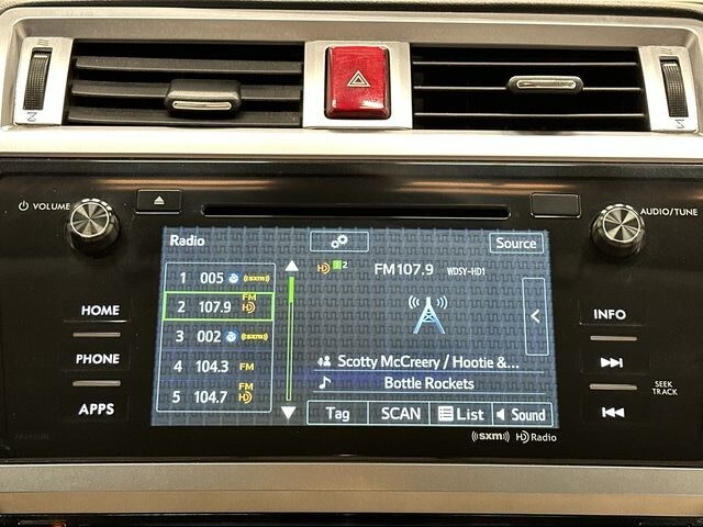 Thumbnail: 2016 Subaru Legacy - 14