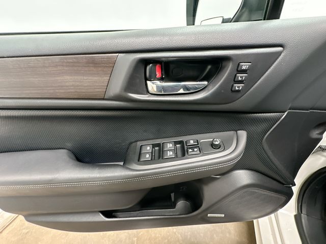 Thumbnail: 2015 Subaru Legacy - 25
