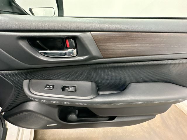 Thumbnail: 2015 Subaru Legacy - 28