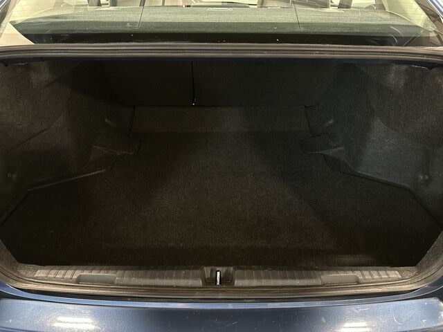 Thumbnail: 2020 Subaru Legacy - 16