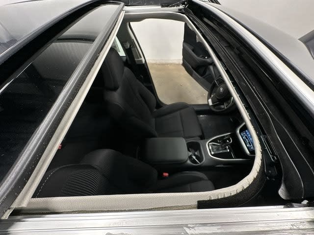 Thumbnail: 2025 Subaru Legacy - 17