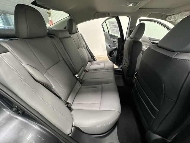 Thumbnail: 2025 Subaru Legacy - 26